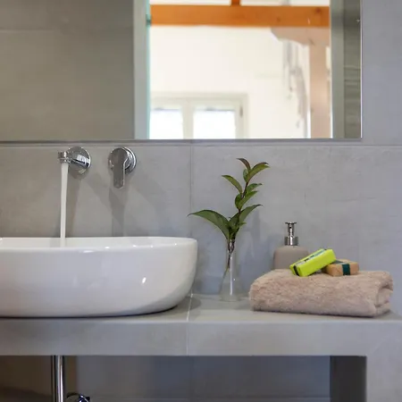 Main Street Loft 아파트 니드리