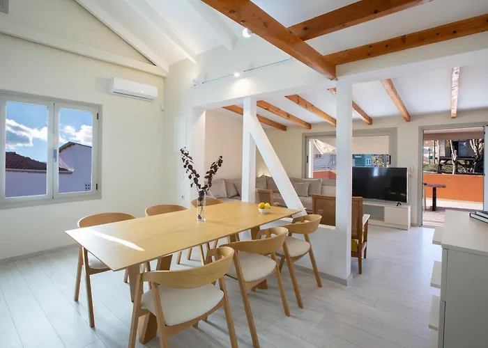 Main Street Loft Διαμέρισμα Νυδρί